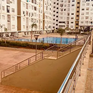  Apartment Avec Piscine